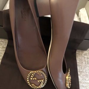 Gucci interlock 1.4” heel pump